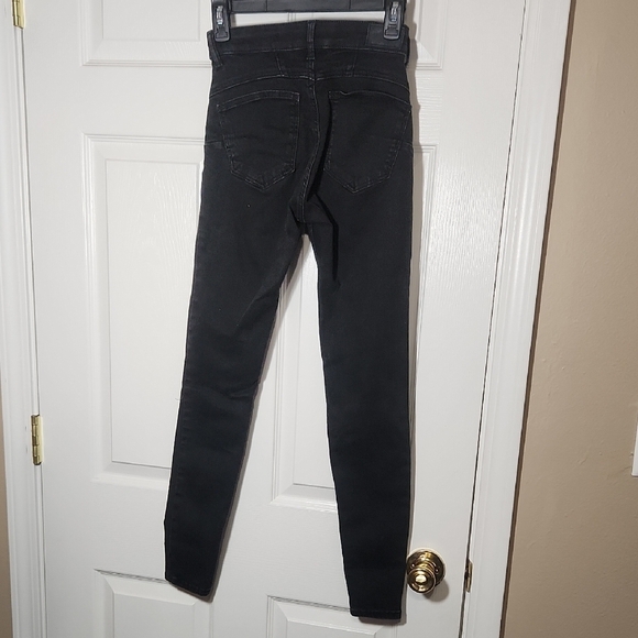 Bershka Skinny Black Jeans Sleek Fit - Picture 4 of 5